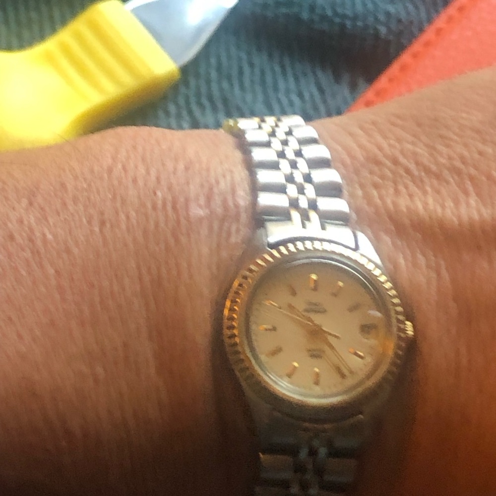 Timex Indiglo Watch Good Working Condition - image 4